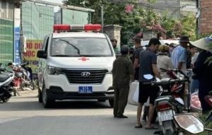 Cảnh sát tìm kiếm thi thể nghi phạm sát hại cô gái 20 tuổi và người thân